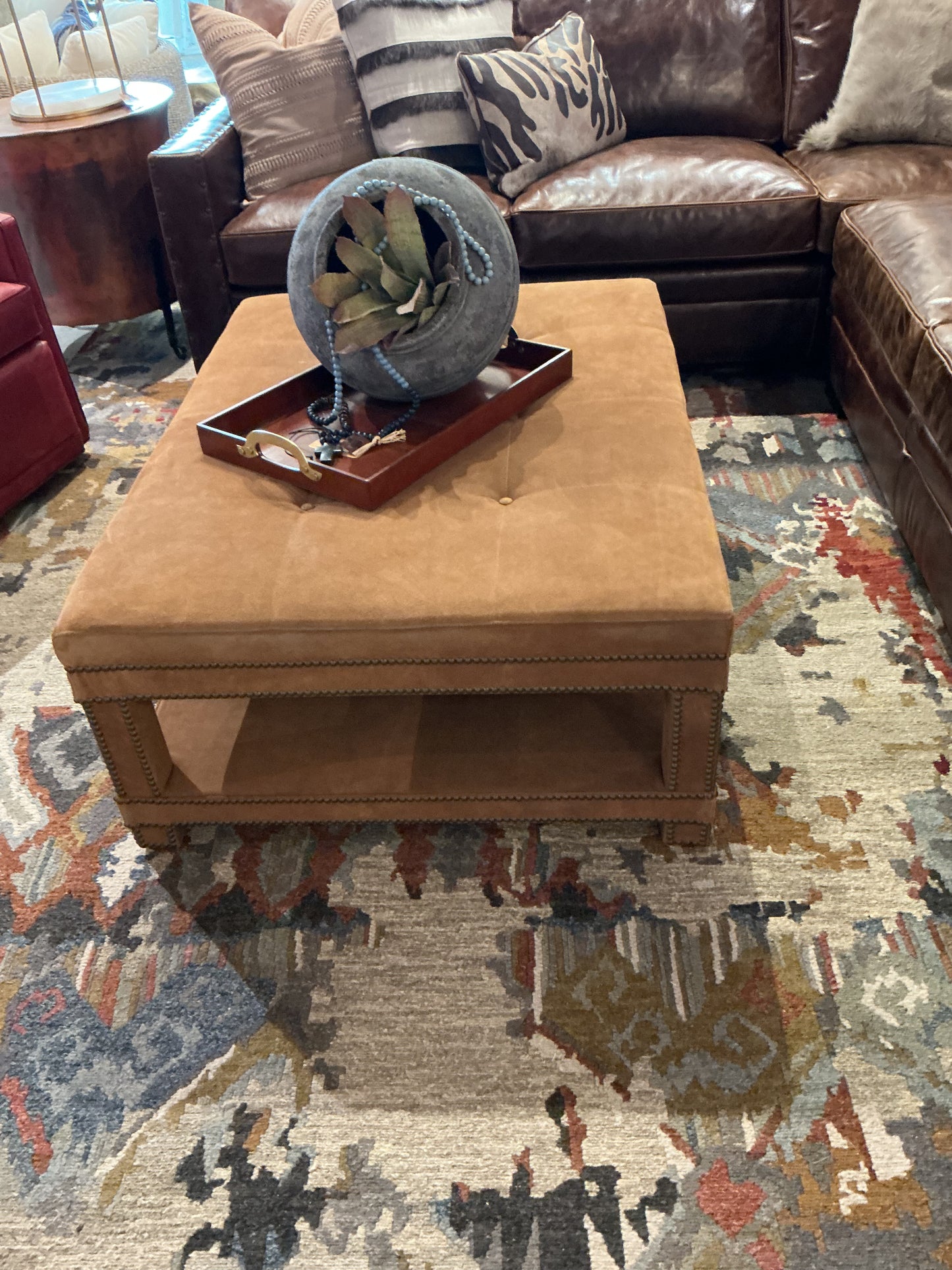 Ottoman/Table