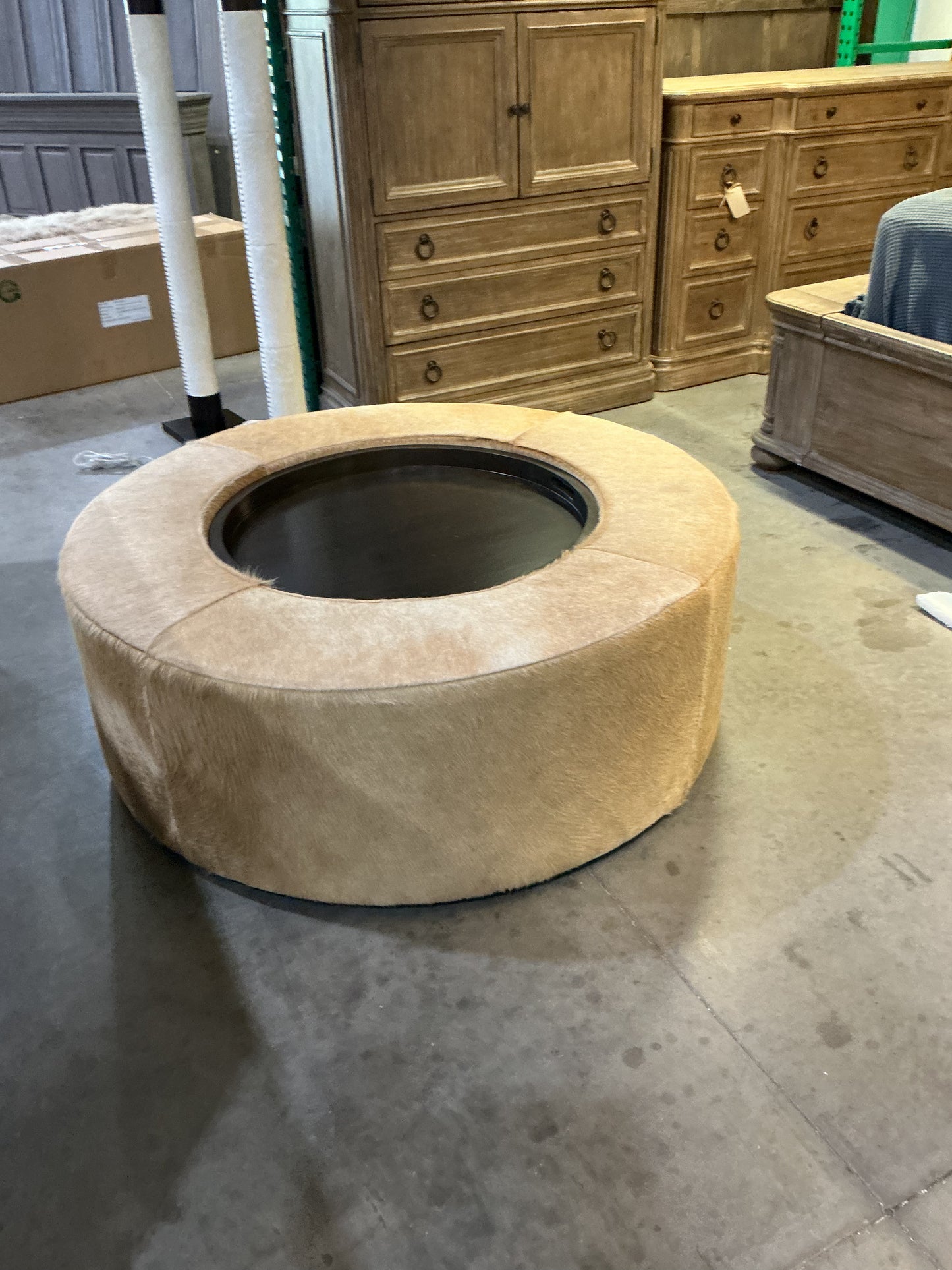 Serengeti Natural Round Ottoman