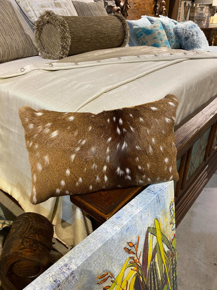 Kidney Axis Throw Pillow