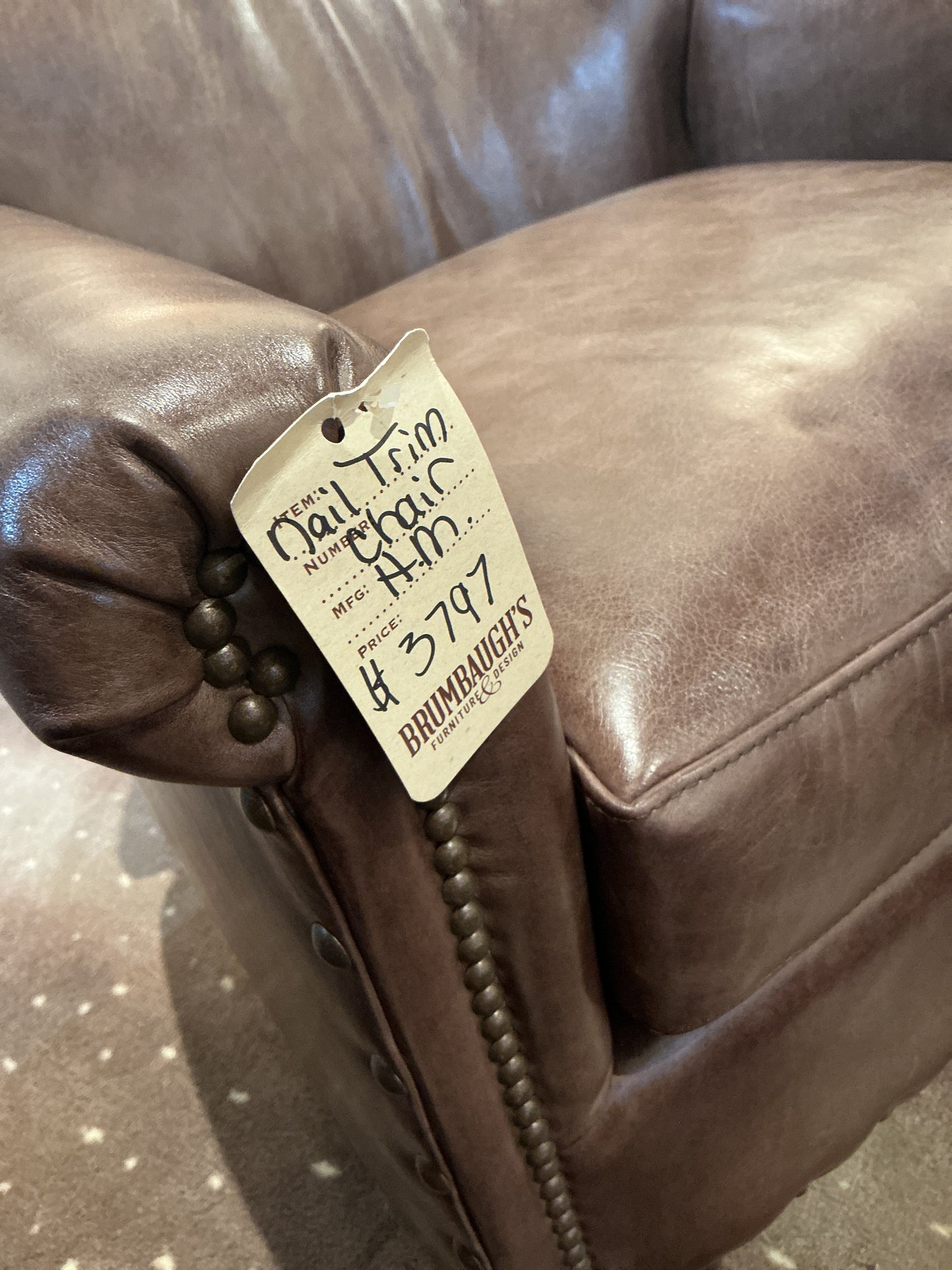Nail Trim Chair