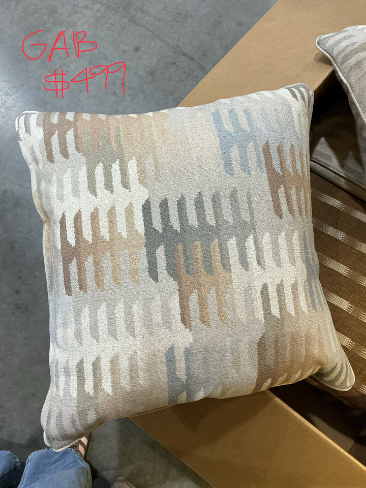 Bennett Pillow