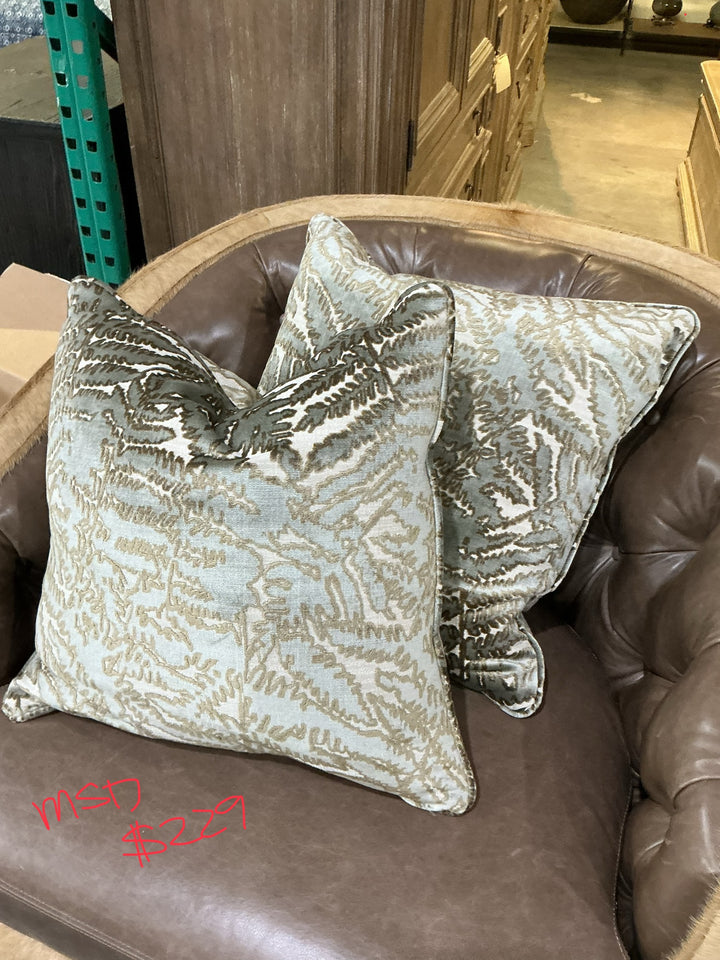 Palm Pillow
