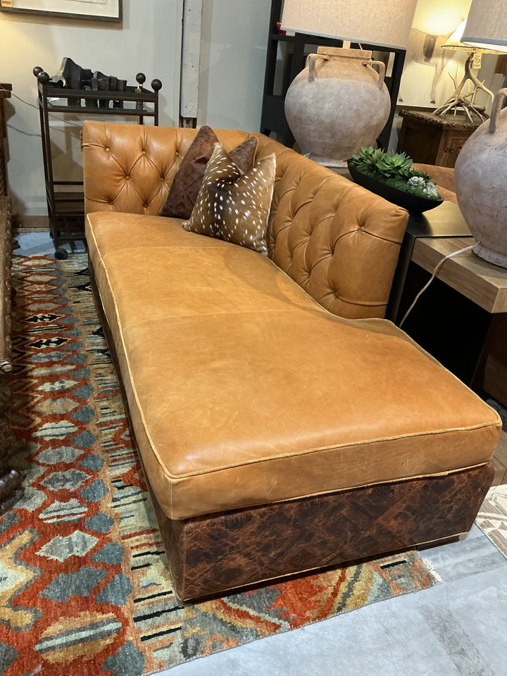 Ambos Tufted Daybed