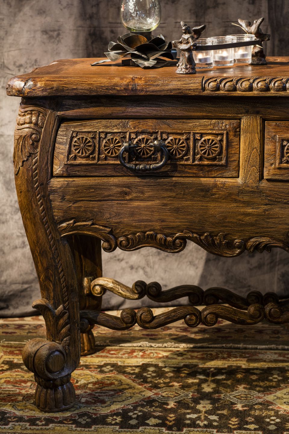 Cadillac 3 Drawer Console