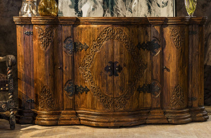 Gentlemen's Chest w/ Carving