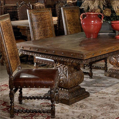 Corazón Dining Table