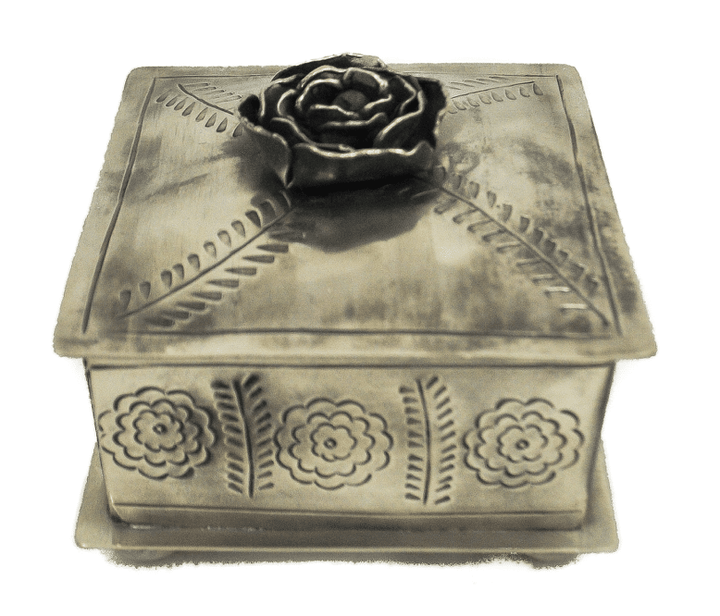 STAMPED ROSE BOX -028