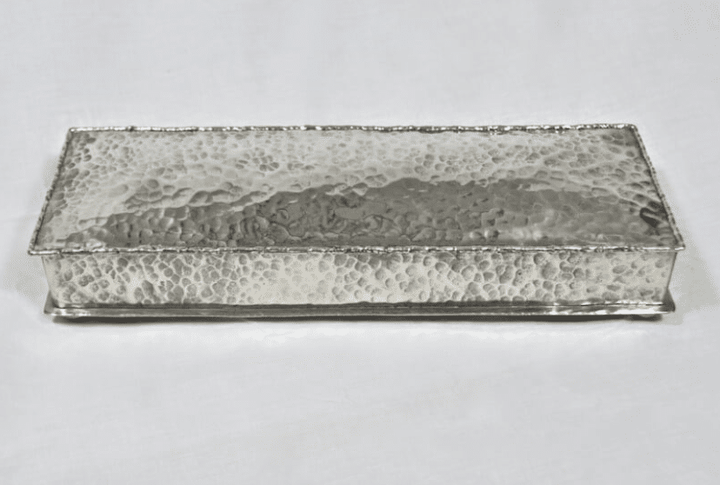 LONG STAMPED BOX W/ DIMPLES -079-1