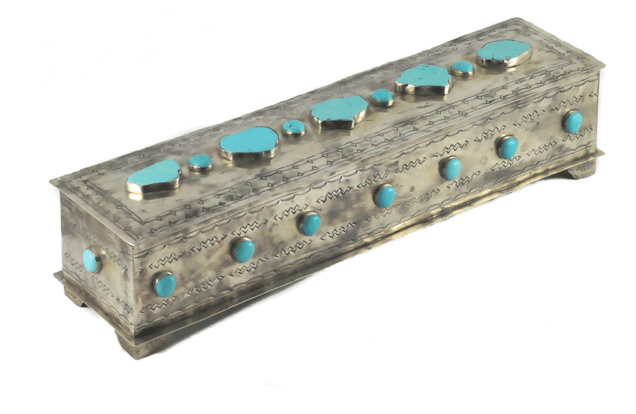 Large Mantle Box