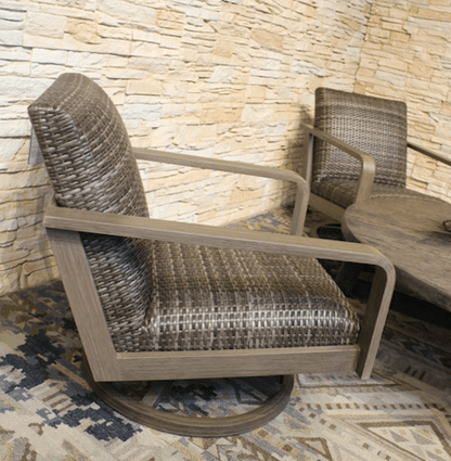 Texas Outdoor Swivel
