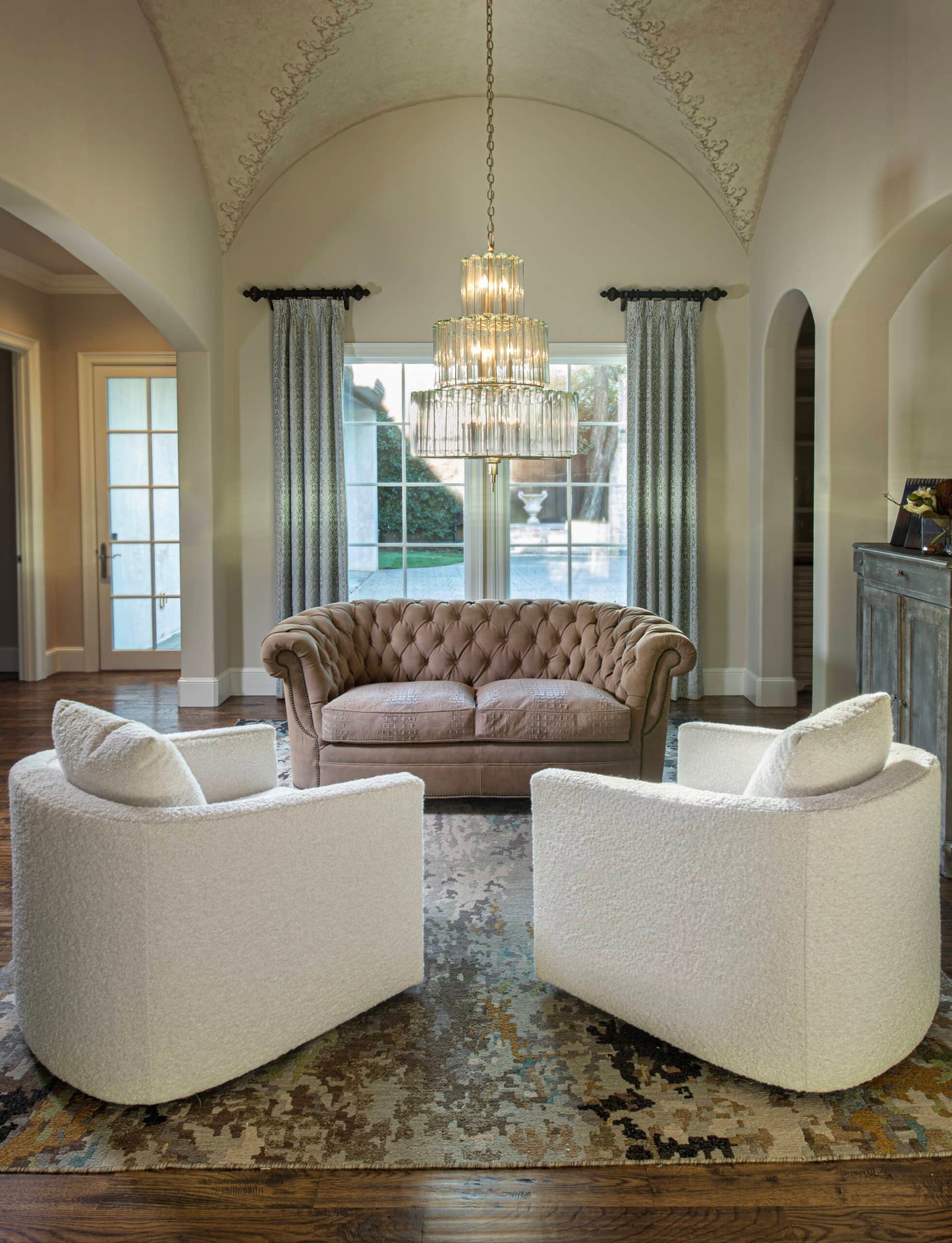 Mocha Mousse Settee